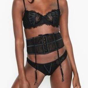 Victoria’s Secret Garter Belt